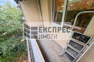 Нов, Обзаведен, Тристаен апартамент, Левски