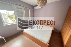 Нов, Обзаведен, Тристаен апартамент, Левски
