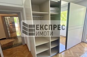 Луксозно, Обзаведен Тристаен апартамент, Окръжна болница