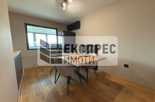 Обзаведен Тристаен апартамент, Окръжна болница