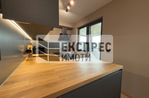 Обзаведен Тристаен апартамент, Окръжна болница
