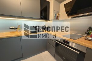 Обзаведен Тристаен апартамент, Окръжна болница