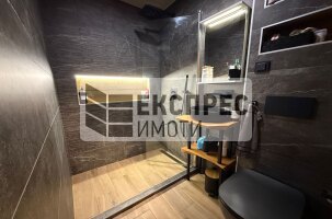 Обзаведен Тристаен апартамент, Окръжна болница