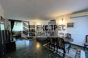 Furnished 2 bedroom apartment, Center