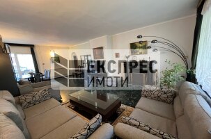 Furnished 2 bedroom apartment, Center