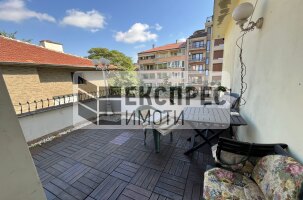 Furnished 2 bedroom apartment, Center
