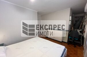 Furnished 2 bedroom apartment, Center