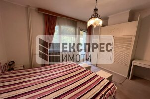 Furnished 2 bedroom apartment, Center