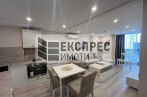 Нов, Обзаведен, Луксозен Двустаен апартамент, Център