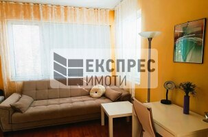 Furnished 2 bedroom apartment, Red Square