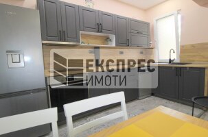 Обзаведен Тристаен апартамент, Окръжна болница
