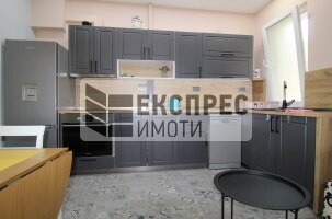 Обзаведен Тристаен апартамент, Окръжна болница
