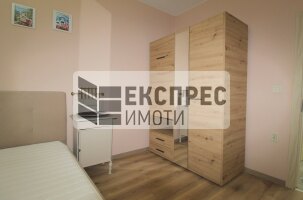 Обзаведен Тристаен апартамент, Окръжна болница