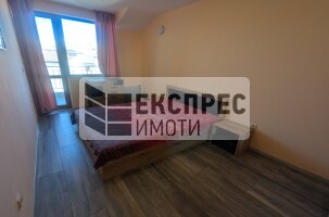 Обзаведен Тристаен апартамент, Окръжна болница