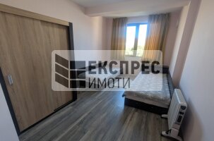 Обзаведен Тристаен апартамент, Окръжна болница