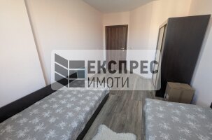 Обзаведен Тристаен апартамент, Окръжна болница