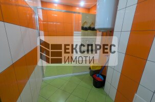 Обзаведен Тристаен апартамент, Окръжна болница