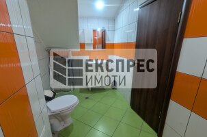 Обзаведен Тристаен апартамент, Окръжна болница