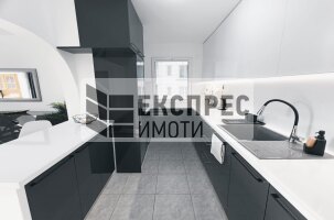 Обзаведен Тристаен апартамент, Център
