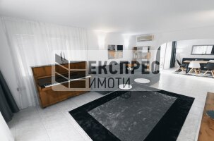 Обзаведен Тристаен апартамент, Център