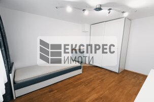 Обзаведен Тристаен апартамент, Център