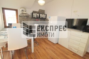 Обзаведен Едностаен апартамент, Окръжна болница