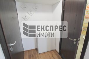 Обзаведен Едностаен апартамент, Окръжна болница