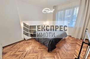 Нов, Обзаведен Тристаен апартамент, Център