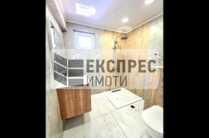  1 Schlafzimmer Wohnung, Vladislav Varnenchik