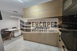Обзаведен Четиристаен апартамент, Левски