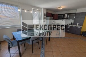  2 Schlafzimmer Wohnung, Greek area
