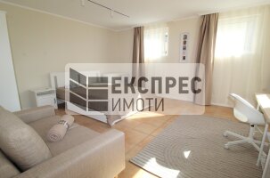 Нов, Луксозен, Обзаведен Тристаен апартамент, Окръжна болница