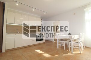 Нов, Луксозен, Обзаведен Тристаен апартамент, Окръжна болница