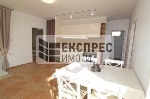 Нов, Луксозен, Обзаведен Тристаен апартамент, Окръжна болница
