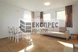 Нов, Луксозен, Обзаведен Тристаен апартамент, Окръжна болница