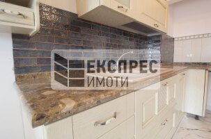 Нов, Луксозно, Обзаведен Четиристаен апартамент, Окръжна болница