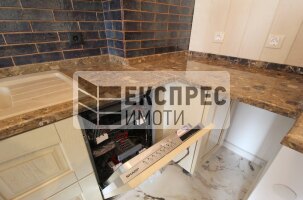 Нов, Луксозно, Обзаведен Четиристаен апартамент, Окръжна болница