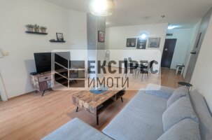 Обзаведен Двустаен апартамент, Център