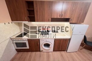 Обзаведен Тристаен апартамент, Окръжна болница