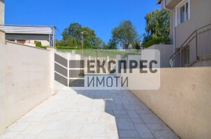 1 Schlafzimmer Wohnung, Trakata