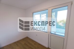  2 Schlafzimmer Wohnung, Chayka