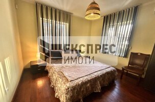 Furnished, 2 bedroom apartment, Center