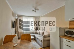 Furnished 2 bedroom apartment, Center