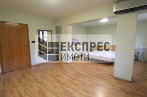  1 Schlafzimmer Wohnung, Chataldzha