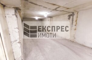 GARAGE Garage, Greek area