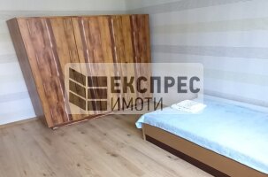 Обзаведен Тристаен апартамент, Окръжна болница