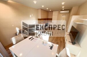 Обзаведен, нов Тристаен апартамент, Окръжна болница