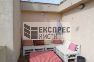 Обзаведен Тристаен апартамент, Център