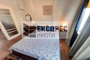 Обзаведен Тристаен апартамент, Център