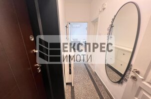 Обзаведен Тристаен апартамент, Център